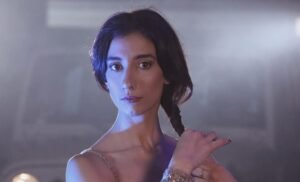 صورة توضيحية - جوزيت خليل ترسم لوحة راقصة .. مزيج بين الموسيقى والحب