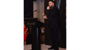 صورة توضيحية - مهرجان AFDAL الدولي يقدم جائزة أفضل Trend maker للشاعر و الملحن فارس اسكندر