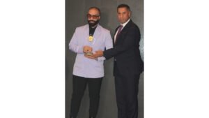 صورة توضيحية - مهرجان AFDAL الدولي يقدم جائزة أفضل نجم عراقي للفنان سيف عامر