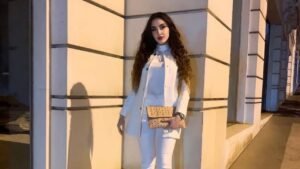 صورة توضيحية - سبيل تطلق Cover لـ و بطير و بالأحلام