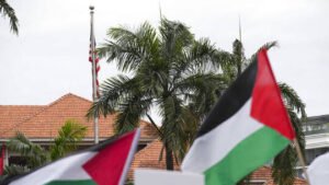 صورة توضيحية - القوى الأمنية الفلسطينية تداهم مسجدا بالخليل وتعتقل خطيب الجمعة ومصلين