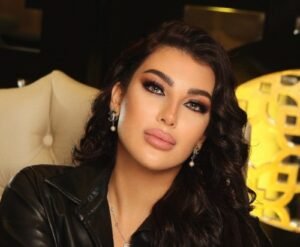 صورة توضيحية - من الزوايا الأربع زينة سلامة أصغر سفيرة في لبنان