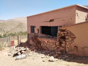 صورة توضيحية - معلمة مغربية تبكي مقتل 32 من تلاميذها حياتي توقفت منذ ليلة الزلزال