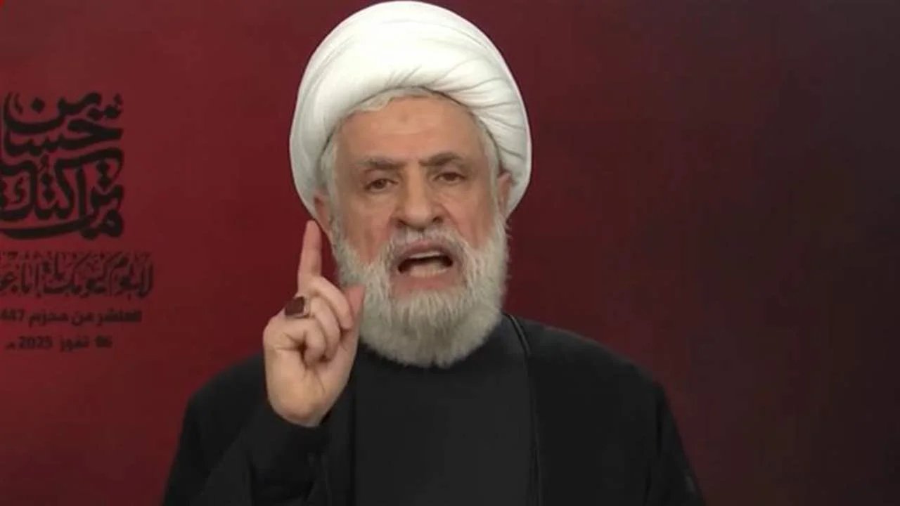 السلاح لن يُنتزع لو أطبقت السماء على الأرض - صورة مميزة صورة مميزة: السلاح لن يُنتزع لو أطبقت السماء على الأرض