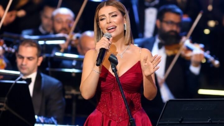أمل الغربي تشكر الجمهور والمايسترو حازم القصبجي بعد حفل الأوبرا